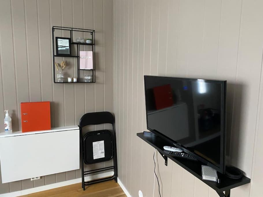 Aurora Apartment Very Close To Cable Car And Sherpatrappa Tromsø Zewnętrze zdjęcie