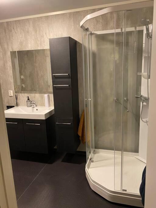 Aurora Apartment Very Close To Cable Car And Sherpatrappa Tromsø Zewnętrze zdjęcie